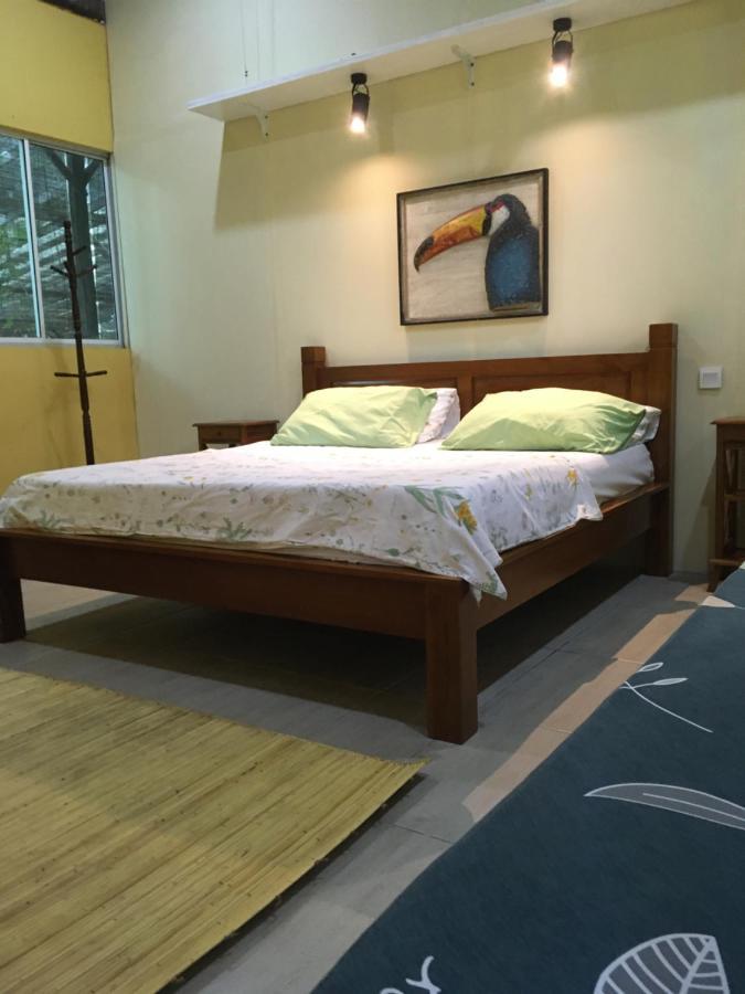 Greenhouse Ecolodge 만타나니섬 외부 사진
