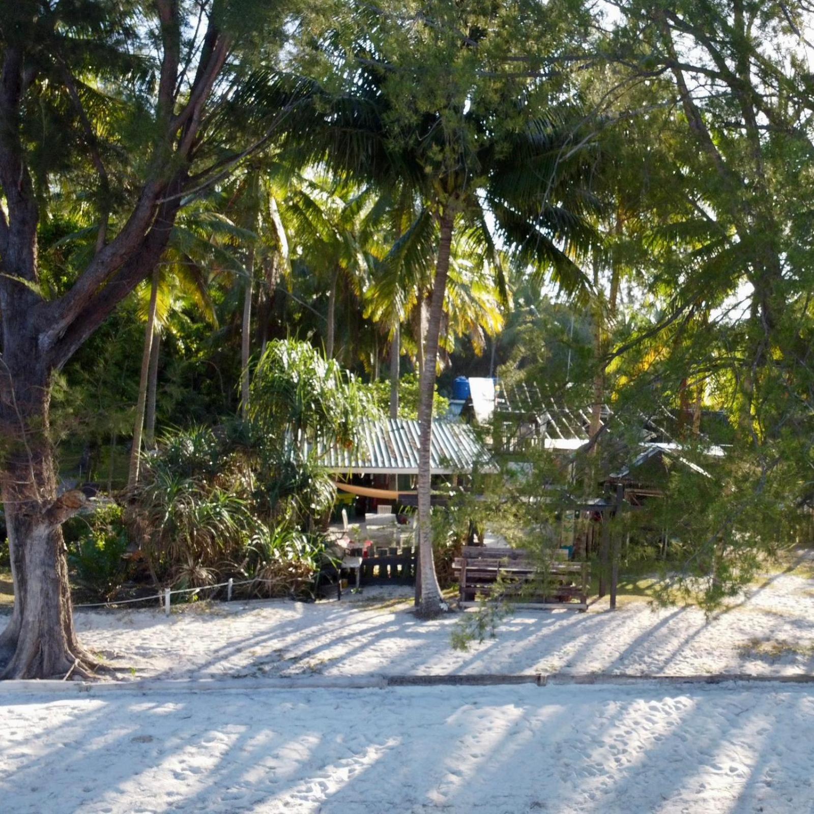 Greenhouse Ecolodge 만타나니섬 외부 사진